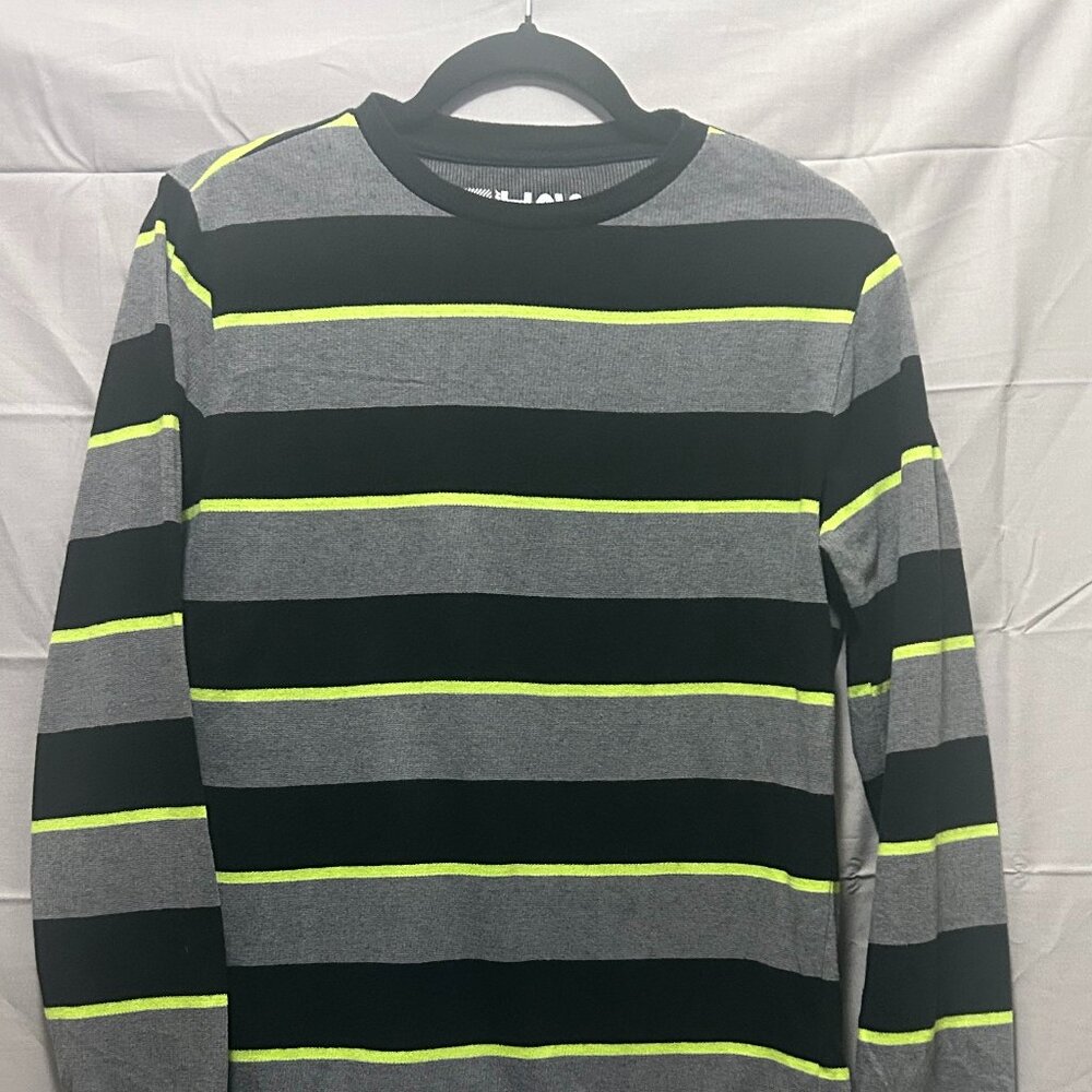 Tony Hawk striped pullover top, boys size XL